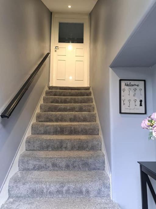 Glasgow Apartment Close To The Airport Renfrew Εξωτερικό φωτογραφία
