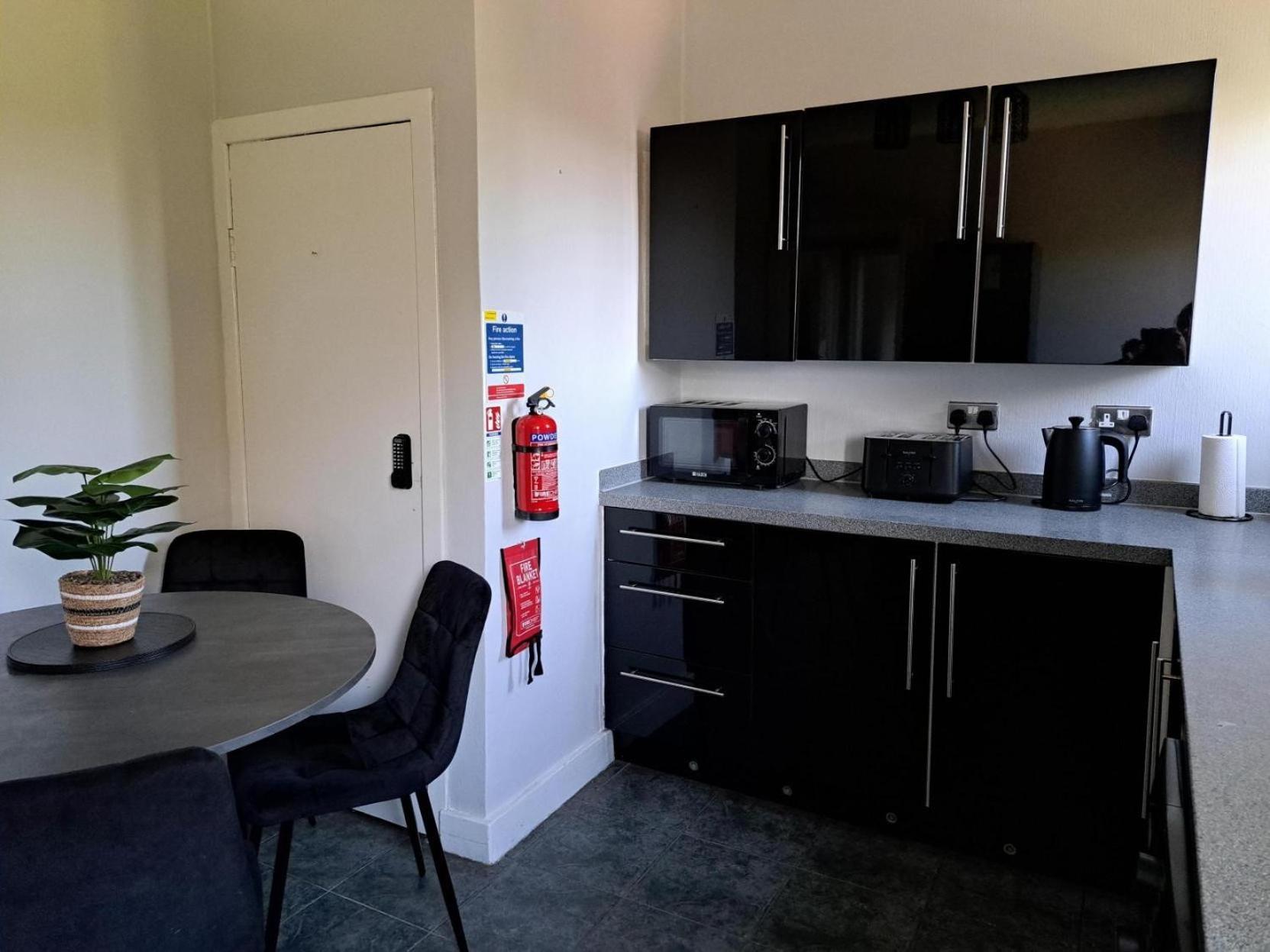 Glasgow Apartment Close To The Airport Renfrew Εξωτερικό φωτογραφία